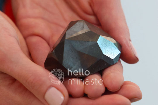 siyah elmas taşı doğal taş elde