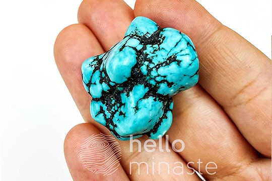 blue turquoise stone detail